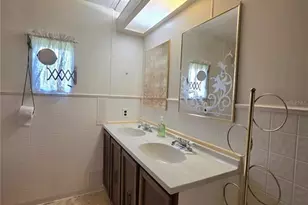 33600 Isabelle Dr, Wesley Chapel, FL 33543 - Photo 24
