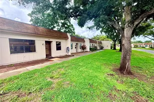 1380 Mission Cir, Clearwater, FL 33759 - Photo 2