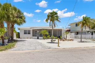 708 Sunset Cove, Madeira Beach, FL 33708 - Photo 28