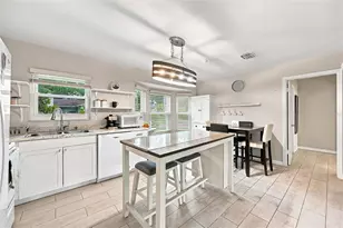 670 Kirkland Cir, Dunedin, FL 34698 - Photo 14