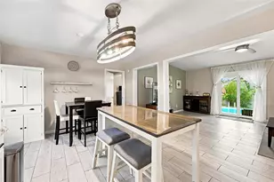 670 Kirkland Cir, Dunedin, FL 34698 - Photo 8