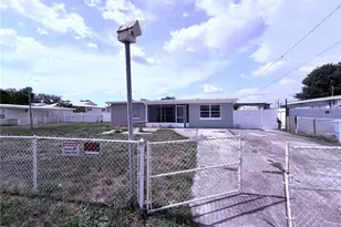 7710 Coral Vine Ln, Tampa, FL 33619 - Photo 2