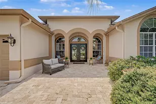 2093 Swan Ln, Palm Harbor, FL 34683 - Photo 6