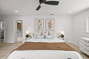 6709 Cardinal Dr S, Saint Petersburg, FL 33707 - Photo 22