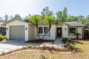 2712 Cedaridge Dr, Tampa, FL 33618 - Photo 1