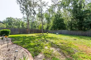 2712 Cedaridge Dr, Tampa, FL 33618 - Photo 28