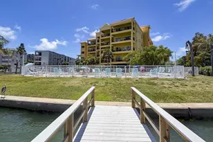 10315 Gulf Blvd, Treasure Island, FL 33706 - Photo 22