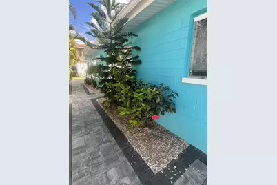 40 82nd Avenue #Unit 3, Saint Petersburg, FL 33706 - Photo 8