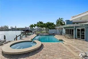 10038 S Yacht Club Dr, Treasure Island, FL 33706 - Photo 24