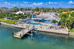 10038 S Yacht Club Dr, Treasure Island, FL 33706 - Photo 2