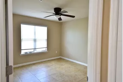 6420 Banyan Boulevard #303, New Port Richey, FL 34652 - Photo 14