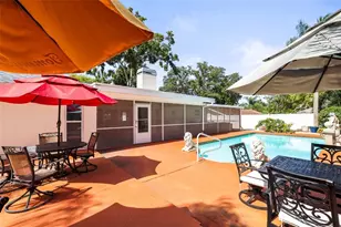 1981 Castille Dr, Dunedin, FL 34698 - Photo 2