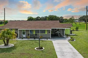 901 Hacienda Dr, Sun City Center, FL 33573 - Photo 52