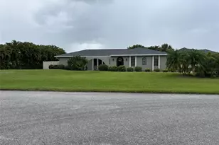 17071 Waters Edge Cir, North Fort Myers, FL 33917 - Photo 1