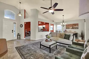 2023 Prestancia Ln, Sun City Center, FL 33573 - Photo 4
