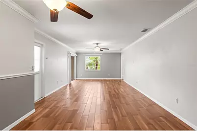 2011 Hadrian Court #2011, Sun City Center, FL 33573 - Photo 4