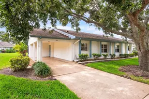 2011 Hadrian Ct, Sun City Center, FL 33573 - Photo 1