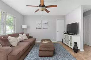1744 26th Ave N, Saint Petersburg, FL 33713 - Photo 2