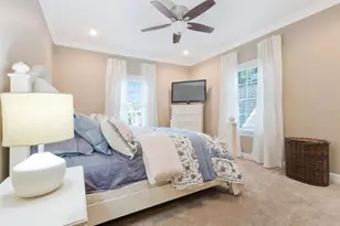 29737 Chapel Park Dr, Wesley Chapel, FL 33543 - Photo 12
