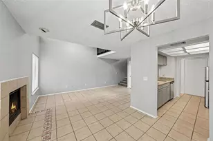 12409 Titus Ct, Tampa, FL 33612 - Photo 6