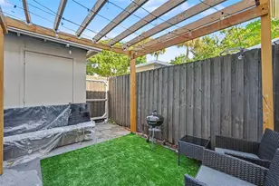4505 La Capri Ct, Tampa, FL 33611 - Photo 24