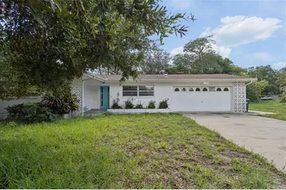 11435 Oval Drive E, Largo, FL 33774 - Photo 2