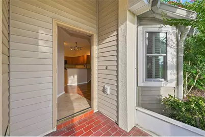 2401 Nantucket Glen Place #11, Sun City Center, FL 33573 - Photo 6