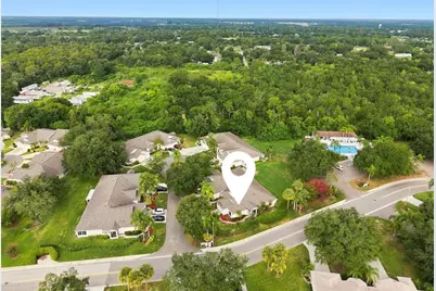 2401 Nantucket Glen Place #11, Sun City Center, FL 33573 - Photo 4