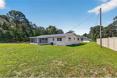 7502 Pond Circle, Spring Hill, FL 34606 - Photo 32
