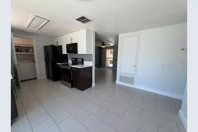 7904 Woodvine Circle, Tampa, FL 33615 - Photo 6