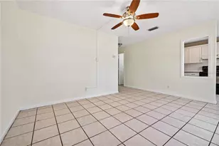 5225 Peach Ave, Seffner, FL 33584 - Photo 4
