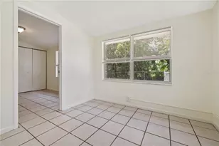 5225 Peach Ave, Seffner, FL 33584 - Photo 8
