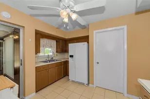 5992 32nd Ave N, Saint Petersburg, FL 33710 - Photo 18