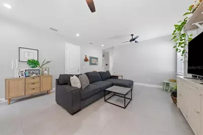 1808 W Cluster Avenue, Tampa, FL 33604 - Photo 4