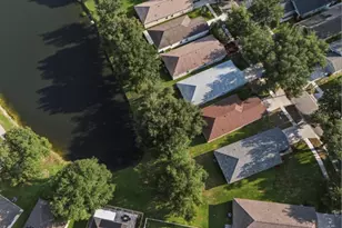 18165 Canal Pointe St, Tampa, FL 33647 - Photo 4