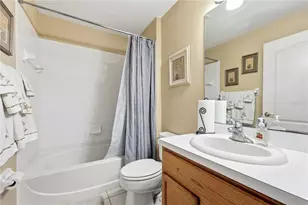 18165 Canal Pointe St, Tampa, FL 33647 - Photo 14