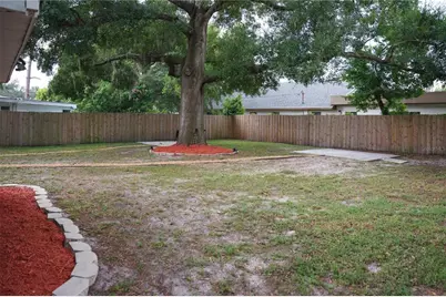 10906 N Lantana Avenue, Tampa, FL 33612 - Photo 36