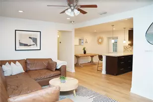 10906 N Lantana Ave, Tampa, FL 33612 - Photo 6