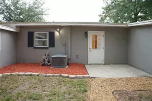 10906 N Lantana Ave, Tampa, FL 33612 - Photo 38