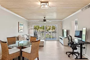 1200 N Shore Dr NE, Saint Petersburg, FL 33701 - Photo 4