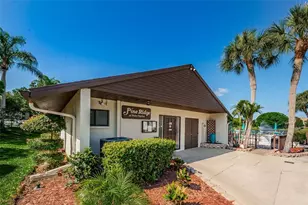 2575 Pine Ridge Way S, Palm Harbor, FL 34684 - Photo 18