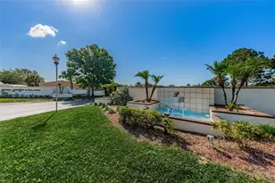 2575 Pine Ridge Way S, Palm Harbor, FL 34684 - Photo 16