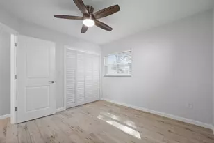 4038 Harrisburg, Saint Petersburg, FL 33703 - Photo 22