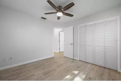 4038 Harrisburg, Saint Petersburg, FL 33703 - Photo 24