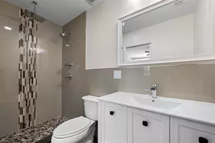 4038 Harrisburg, Saint Petersburg, FL 33703 - Photo 18