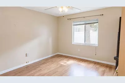 12021 68th Street, Largo, FL 33773 - Photo 18