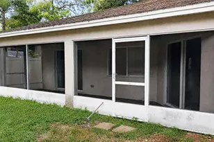 12021 68th St, Largo, FL 33773 - Photo 24