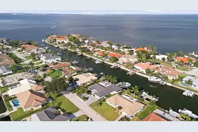 2022 Hawaii Avenue NE, Saint Petersburg, FL 33703 - Photo 74