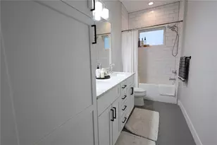 655 12th Ave S, Saint Petersburg, FL 33701 - Photo 16