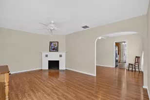 2850 9th Ave N, Saint Petersburg, FL 33713 - Photo 8